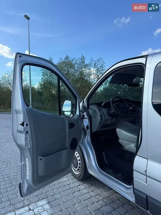 Opel Vivaro 2014 photo 5