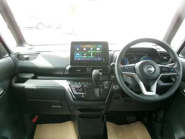 Nissan Dayz Roox 2022 photo 3