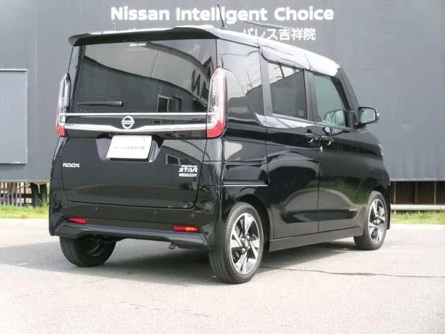 Nissan Dayz Roox 2022 photo 2