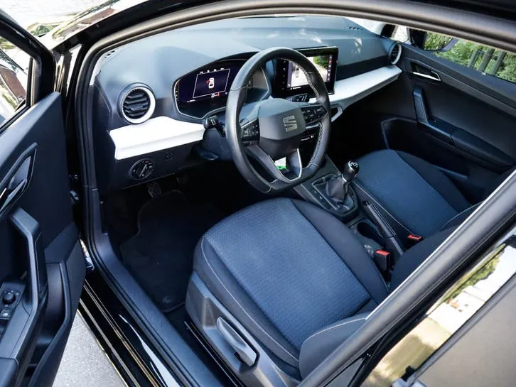 Seat Ibiza 2023 photo 3