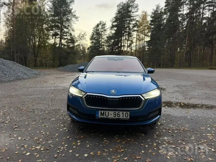Skoda Octavia 2021 photo 2