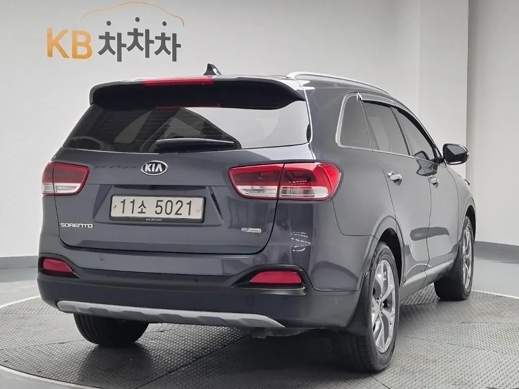 Kia Sorento 2015 photo 3