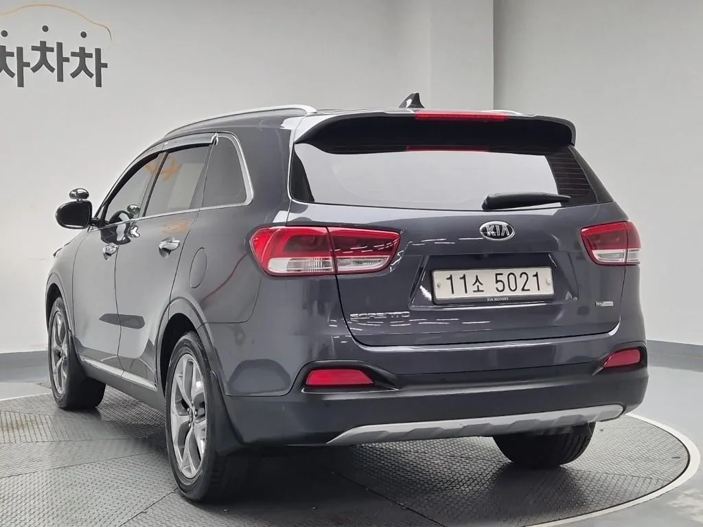 Kia Sorento 2015 photo 2