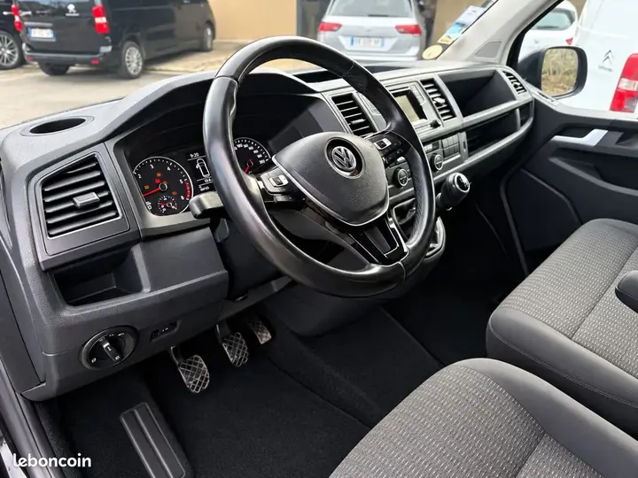 Volkswagen Caravelle 2019 photo 4