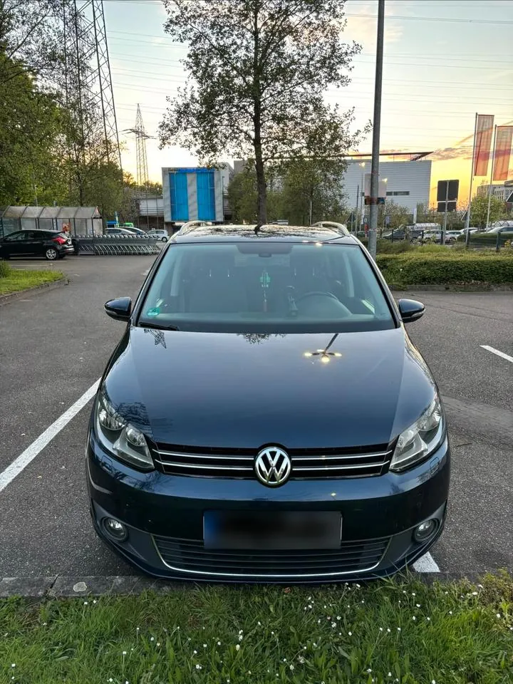 Volkswagen Touran