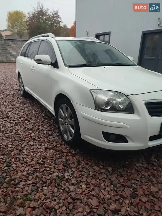 Toyota Avensis 2007 photo 2