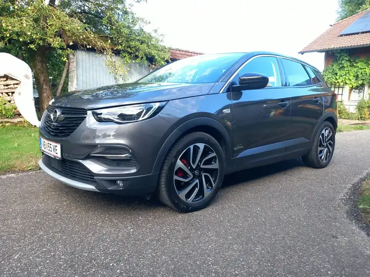 Opel Grandland X 2019 photo 2