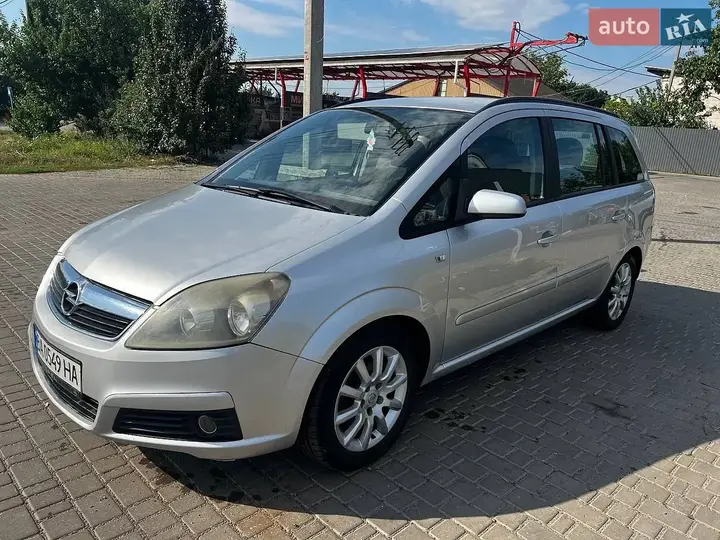 Opel Zafira 2007 photo 2