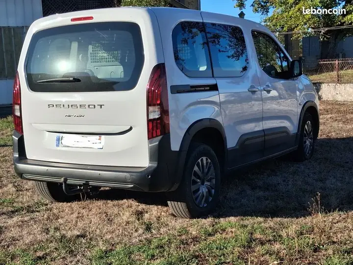 Peugeot Rifter 2024 photo 2
