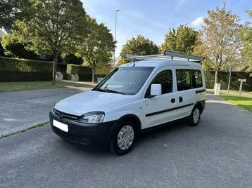 Opel Combo Tour