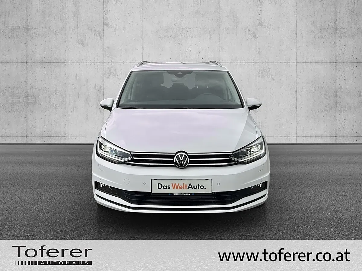 Volkswagen Touran 2025 photo 2