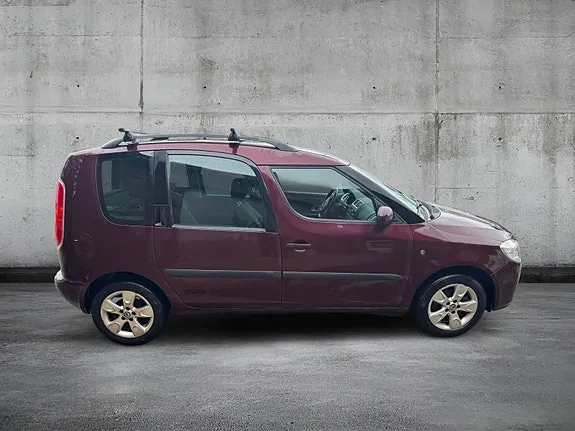 Skoda Roomster 2010 photo 4