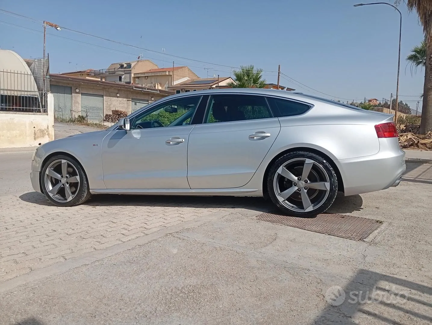 Audi A5 2012 photo 3