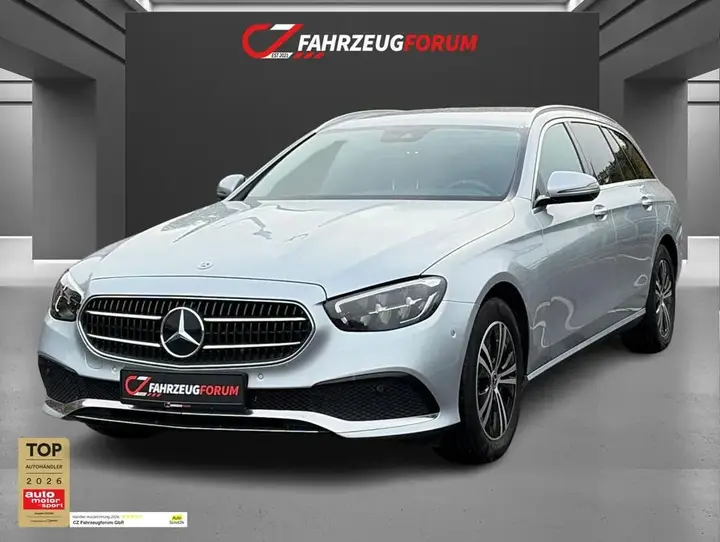 Mercedes-Benz E 220 D