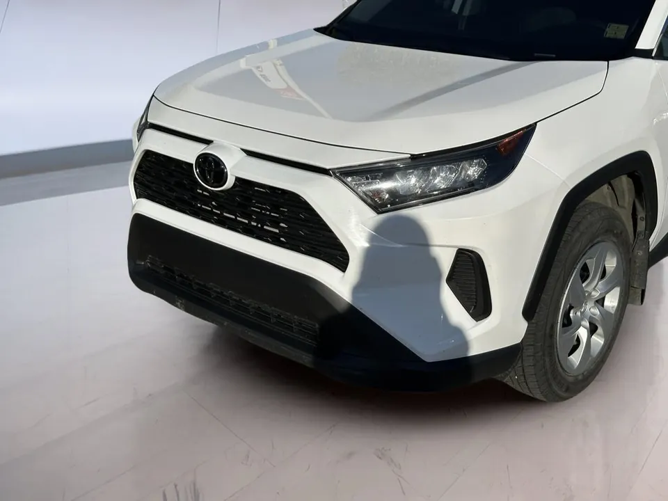 Toyota Rav4 2025 photo 3