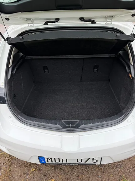 Mazda 3 2011 photo 3