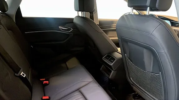 Audi E-Tron 2021 photo 5