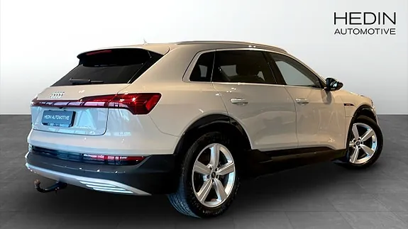 Audi E-Tron 2021 photo 2