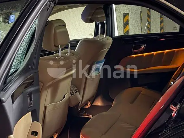 Mercedes-Benz E300 2011 photo 5