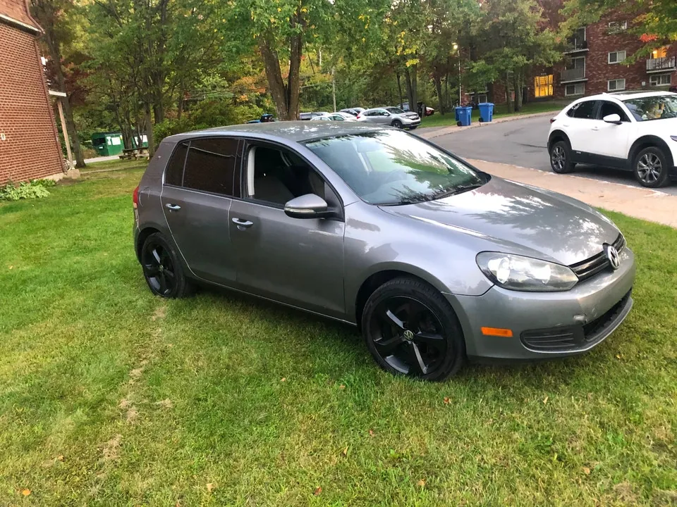 Volkswagen Golf 2011 photo 3
