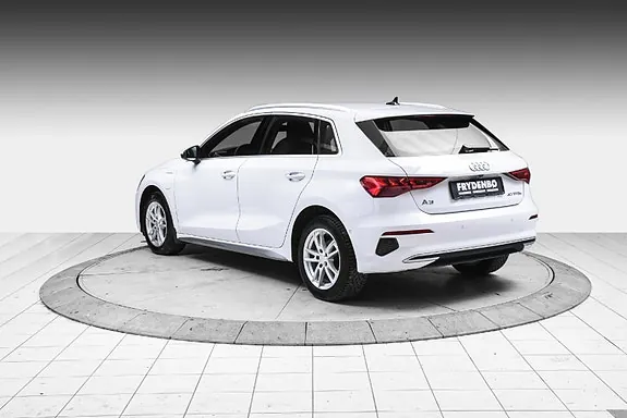 Audi A3 2021 photo 3