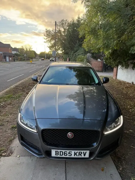 Jaguar Xf 2015 photo 5