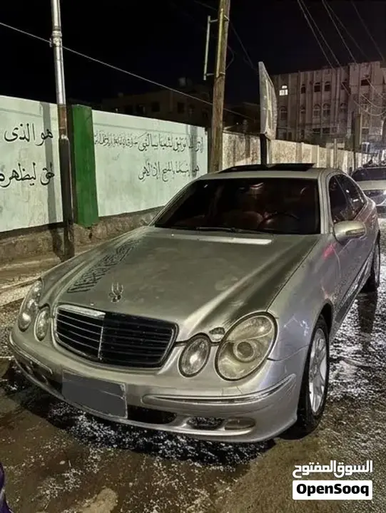 Mercedes-Benz E320