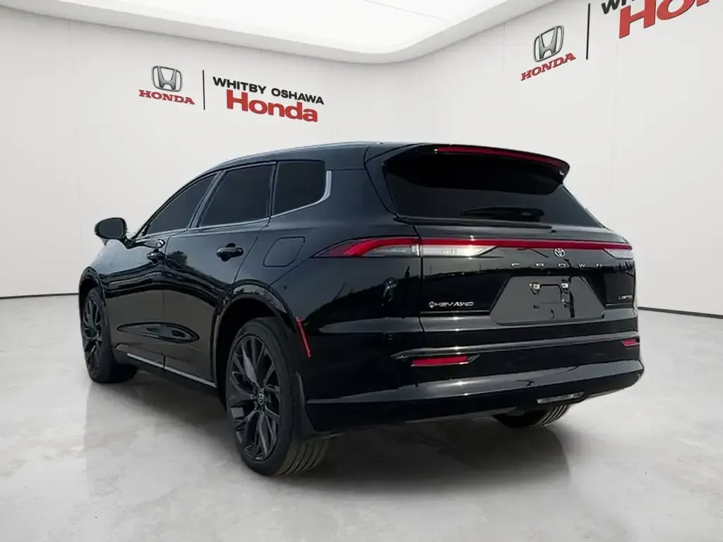 Toyota Crown 2025 photo 5