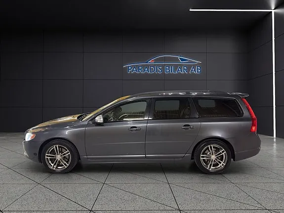 Volvo V70 2011 photo 2