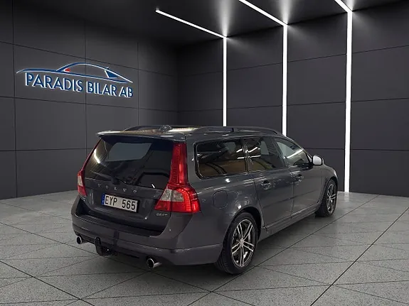 Volvo V70 2011 photo 5