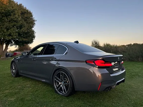 BMW M5 2022 photo 3