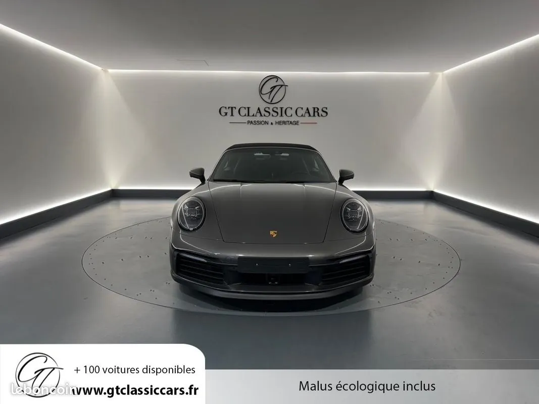 Porsche 911 2020 photo 2