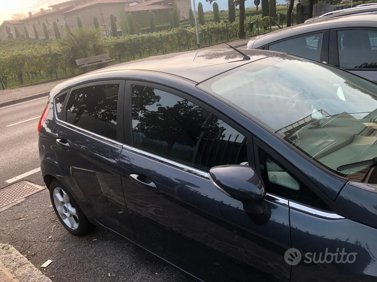 Ford Fiesta 2011 photo 3