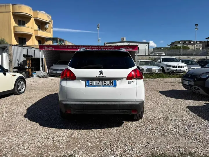 Peugeot 2008 2014 photo 4