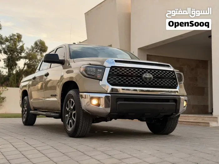 Toyota Tundra 2018 photo 2