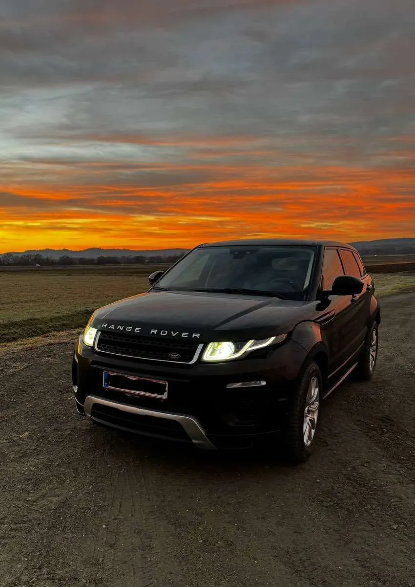 Land Rover Range Rover Evoque 2015 photo 2
