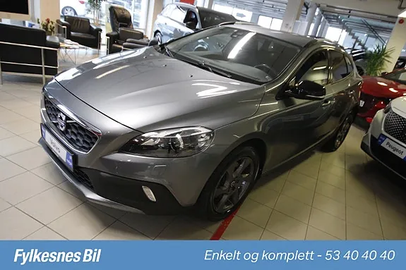 Volvo V40 Cross Country 2016 photo 2