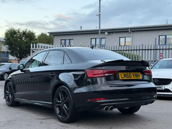 Audi A3 2016 photo 4