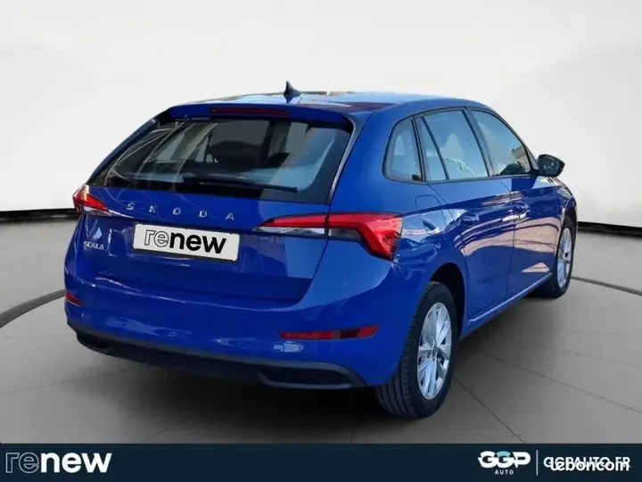 Skoda Scala 2023 photo 2