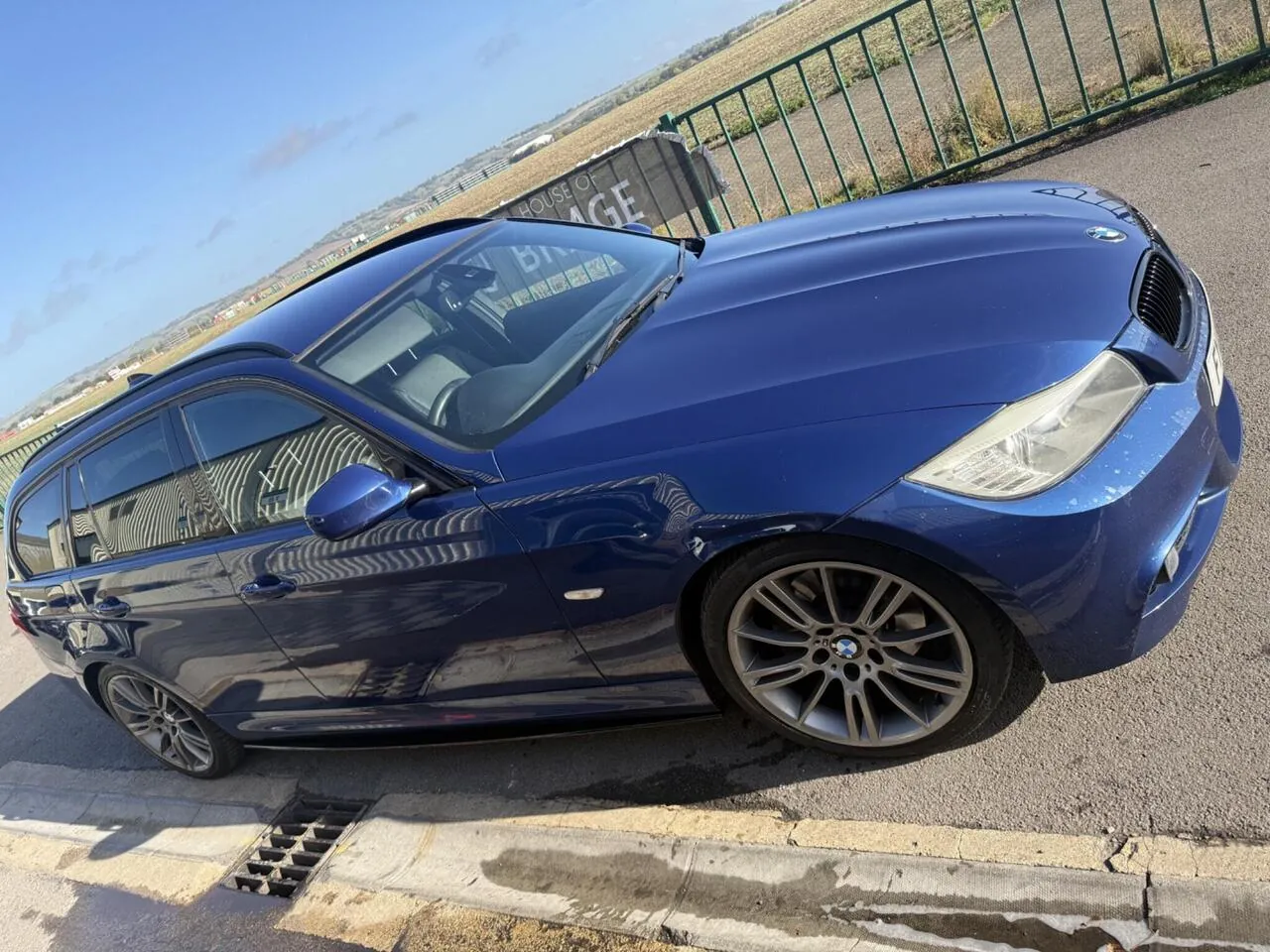 BMW 3 Series 2012 photo 3