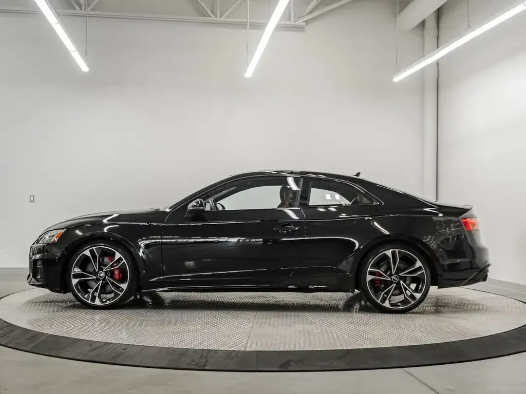 Audi S5 2023 photo 2