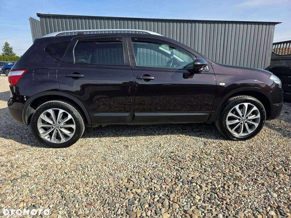 Nissan Qashqai 2012 photo 4