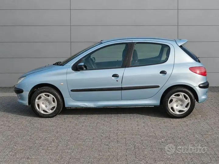 Peugeot 206 2002 photo 3