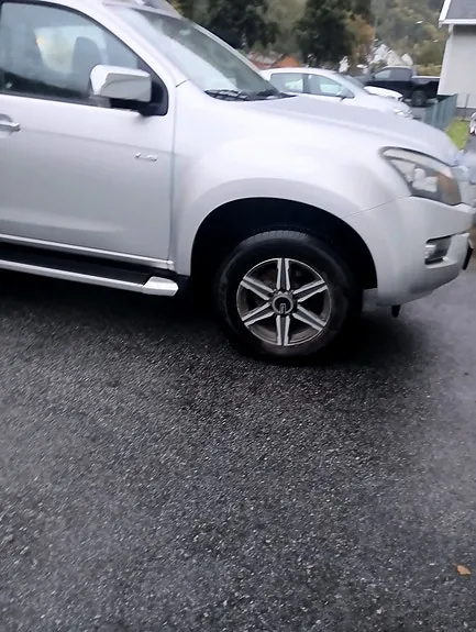 Isuzu D-Max 2015 photo 3