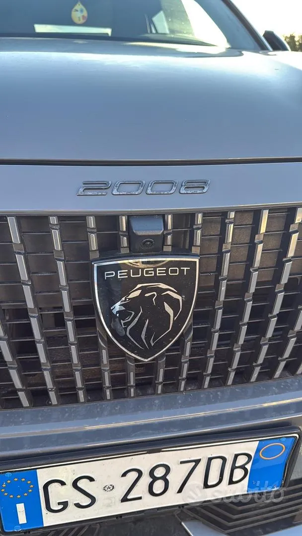 Peugeot 2008 2023 photo 5