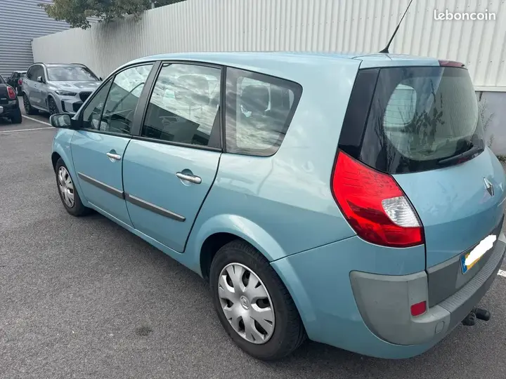Renault Grand Scenic 2006 photo 2