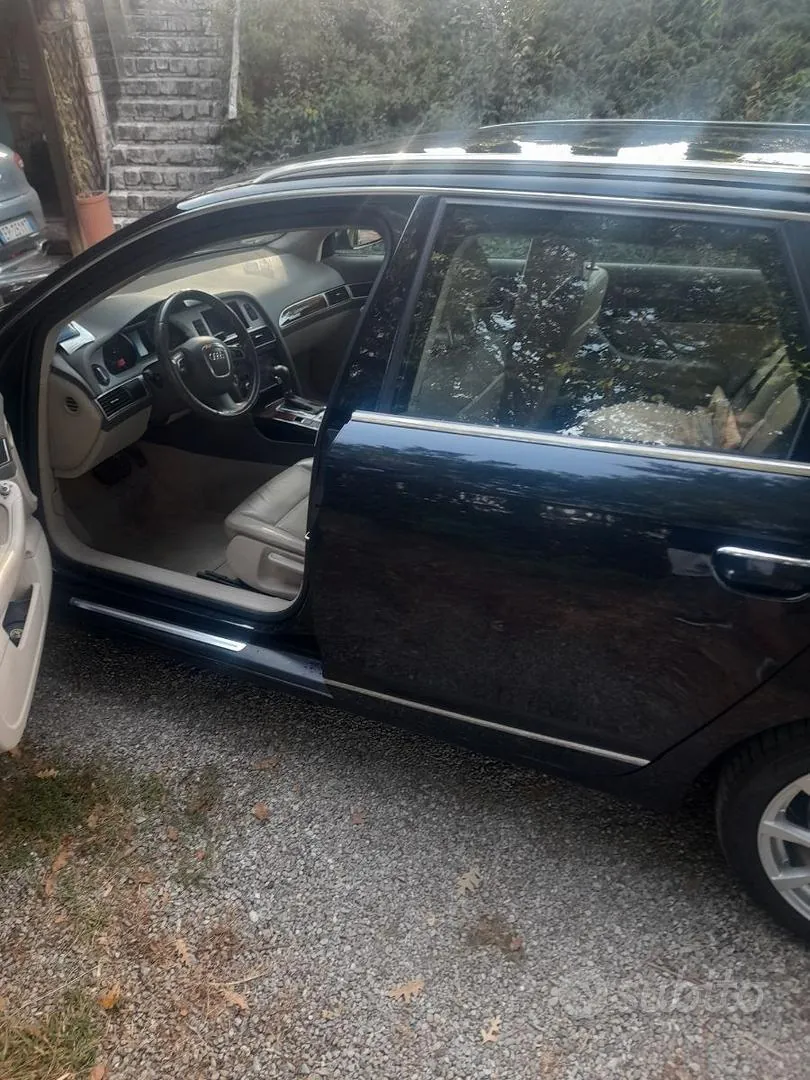 Audi A6 2009 photo 2