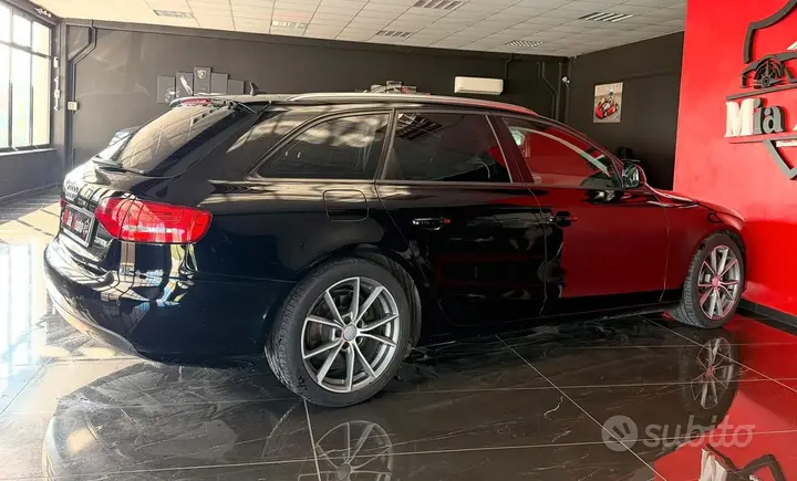 Audi A4 Avant 2009 photo 2