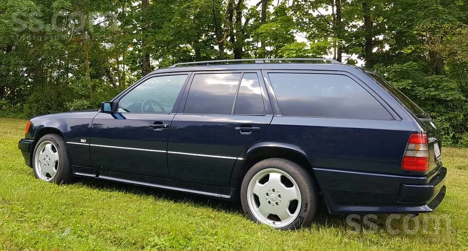 Mercedes-Benz E300 1989 photo 3