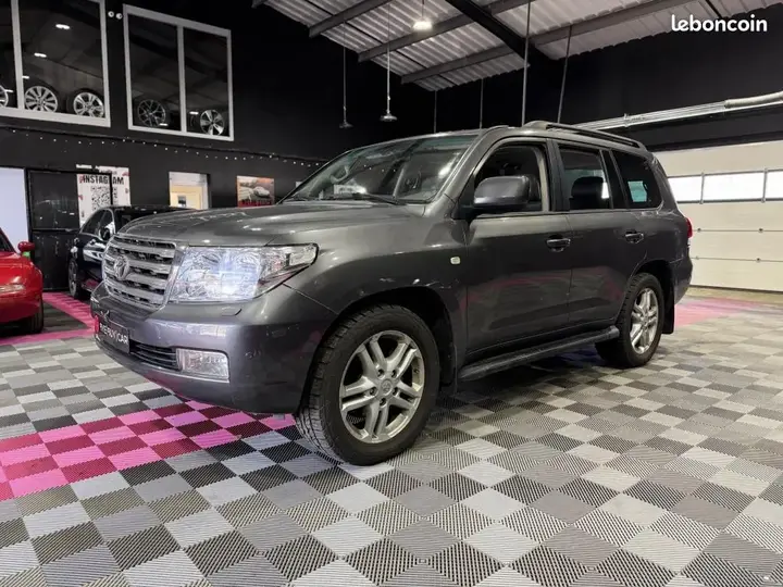Toyota Land Cruiser 2008 photo 2
